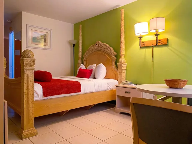 غرفة قياسية بسرير كوين، Point Salines Hotel 5/10