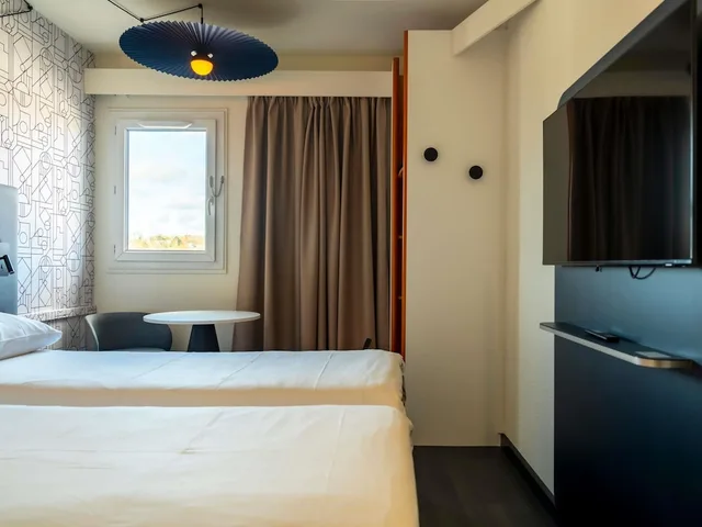 غرفة قياسية بسريرين منفصلين، Ibis Bayonne Centre 1/10