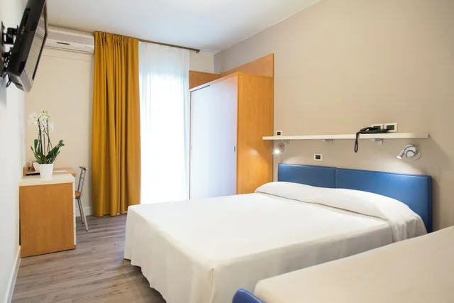 غرفة قياسية ثلاثية، Hotel Royal Village 1/7