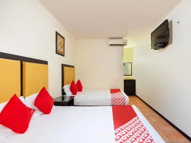 غرفة قياسية بسريرين، Hotel Catedral 1/9