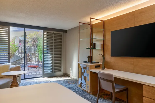غرفة ديلوكس بسرير كينج بشرفة، Phoenix Marriott Resort Tempe At the Buttes 7/7