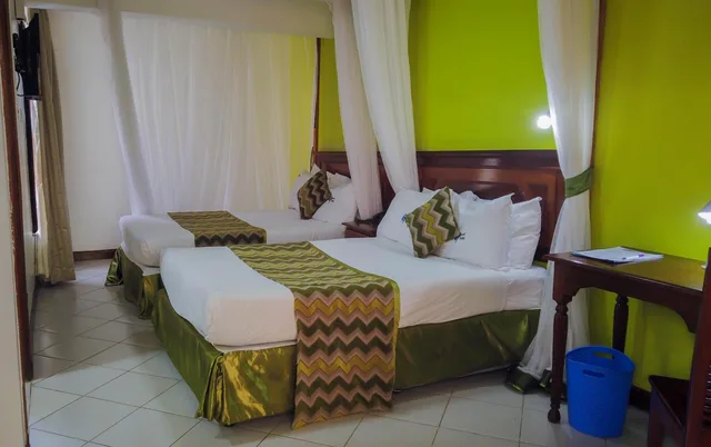 غرفة سوبيريور بسرير مزدوج بشرفة، 67 Airport Hotel 1/10