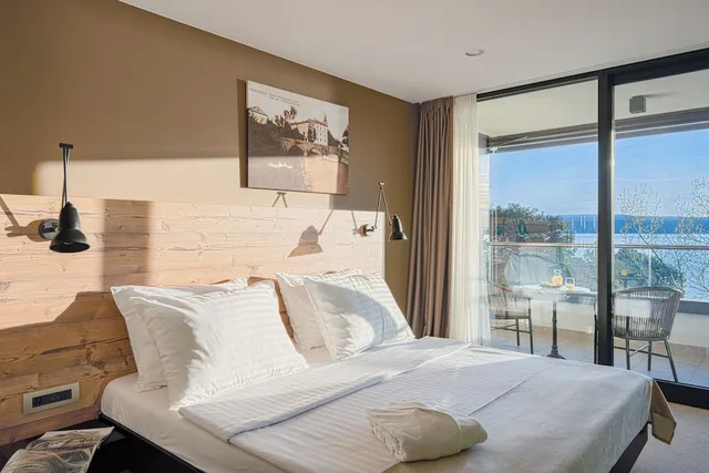 غرفة بريميوم بسرير مزدوج أو سريرين منفصلين بشرفة، Boutique Hotel Esplanade 4/6