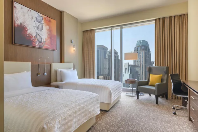 شقة كبيرة بسرير كينج وسريرين كينج بإطلالة على المدينة بغرفتي نوم، Le Meridien City Center Doha 1/7