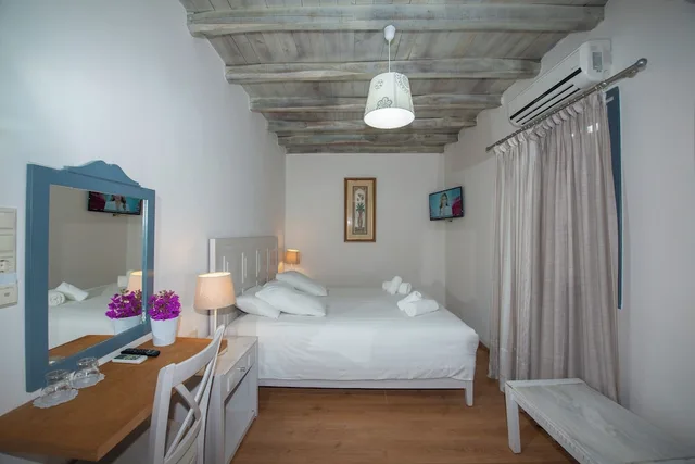 غرفة سوبيريور بإطلالة على الحديقة، Olia Hotel 3/5