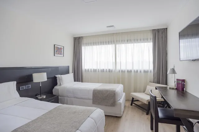 غرفة قياسية بسريرين منفصلين لذوي الإعاقة، After Hotel Montevideo 1/2