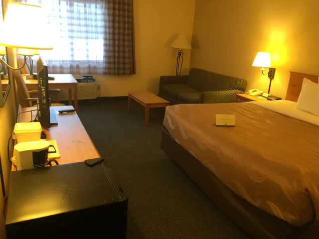 غرفة قياسية بسرير كينج، Quality Inn Rhinelander, WI 4/10