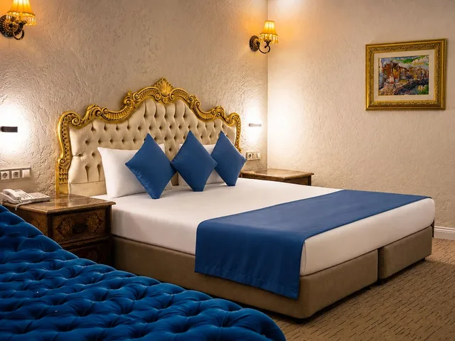 غرفة ديلوكس رباعية بسريرين كينج بإطلالة على البحر، Hotel Aslan Istanbul 2/4