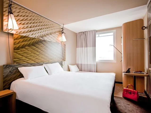 غرفة كومفورت بسرير مزدوج مع أريكة، Ibis Paris Porte De Clichy Centre 2/4