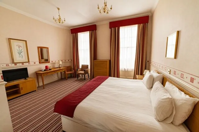 غرفة بسرير مزدوج بإطلالة على البحر، Hotel Prince Regent 3/4