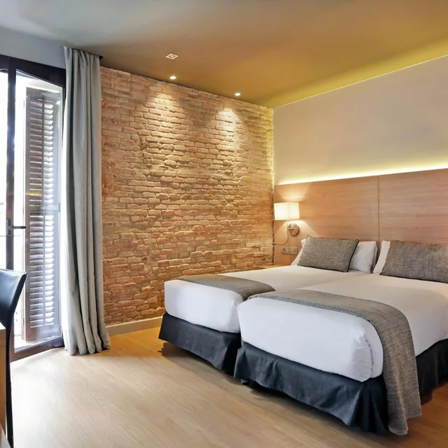 Room, Single Bed, Ramblas View، Hotel Arc La Rambla 3/3