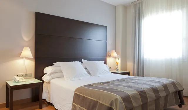 جناح جونيور بجاكوزي، Hotel Vertice Aljarafe 2/7