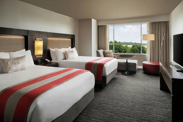 Deluxe, 2 Queen Beds, The Stateview Hotel Autograph Collection 1/4