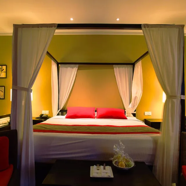Sunset Ocean Villa -Transfer Excluded، Adaaran Select Hudhuran Fushi 1/1