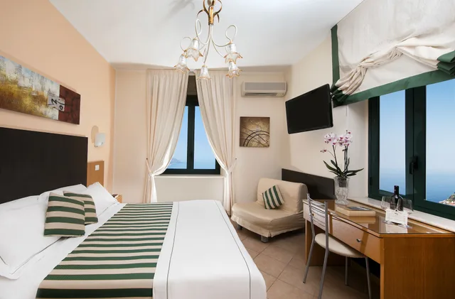 غرفة اقتصادية بسرير مزدوج، Hotel La Pensione Svizzera 3/4