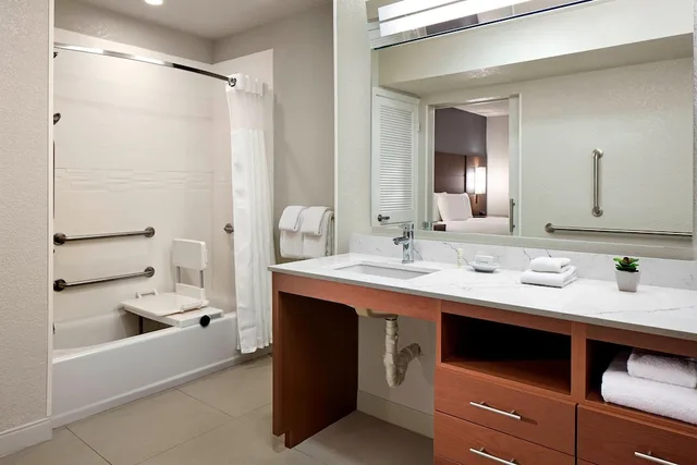 استوديو بسرير كوين مع أريكة لذوي الإعاقة، Residence Inn Los Angeles LAX/Manhattan Beach 7/8