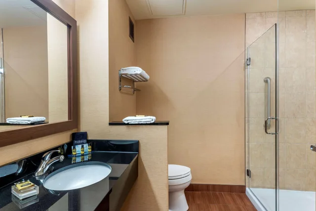 Suite, King Bed, Best Western Plus Bathurst Hotel Suites 4/5