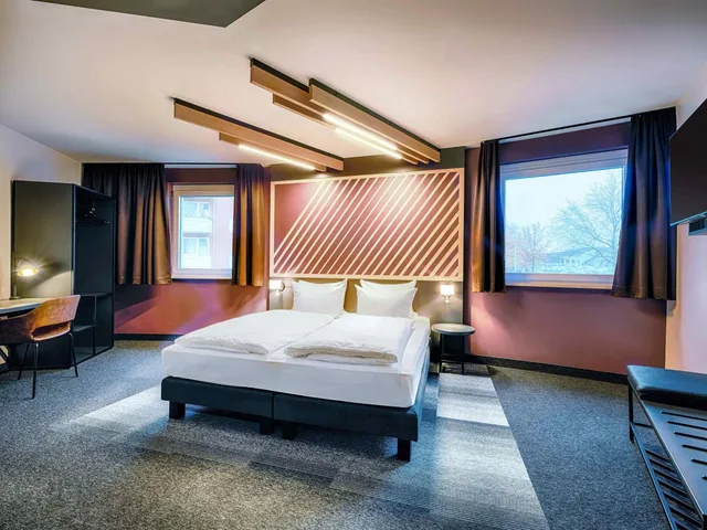 غرفة بريميوم بسرير كوين، B&B Hotel Bremen-City 1/1