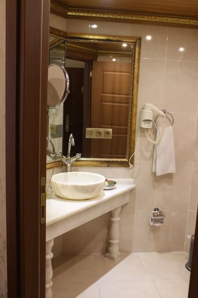 غرفة اقتصادية رباعية بأربعة أسرّة، Marmara Deluxe Hotel 7/7