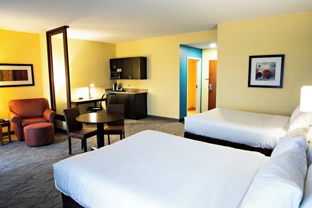 غرفة قياسية بسريرين مزدوجين، Holiday Inn Express & Suites Harrisburg W - Mechanicsburg 1/7