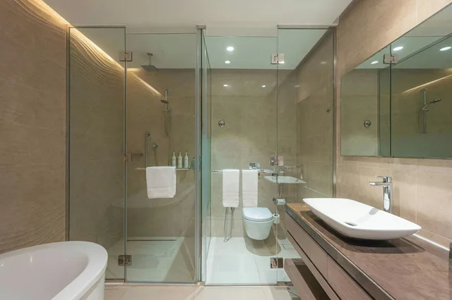 جناح تنفيذي بسرير كينج، Courtyard By Marriott Al Barsha Dubai 8/9