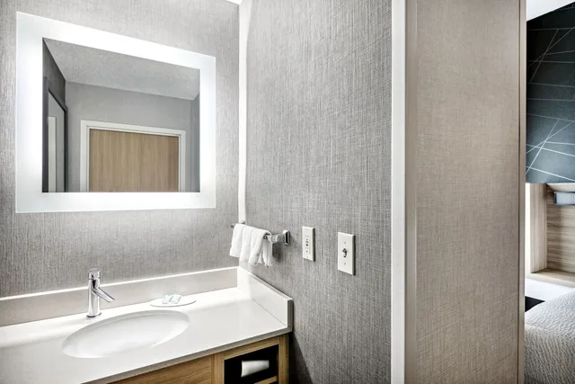 Suite, Multiple Beds، Springhill Suites Anchorage Midtown 3/10
