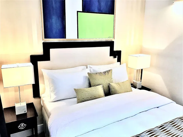 2 Bedrooms, Deluxe, Luxury, Suite, Old Town View، Luxury Apartments Mondrian Market Square 4/6