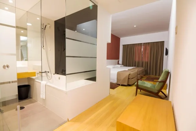 غرفة ثلاثية، Hotel Laranjeira 9/9