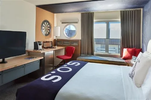 غرفة ديلوكس بسرير مزدوج أو سريرين منفصلين بشرفة، Hotel Zephyr 1/1