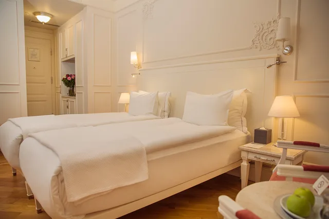 غرفة ديلوكس بسرير مزدوج بشرفة، Corinne Hotel 2/5
