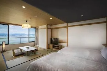 Standard, Sui Suwako 2/2