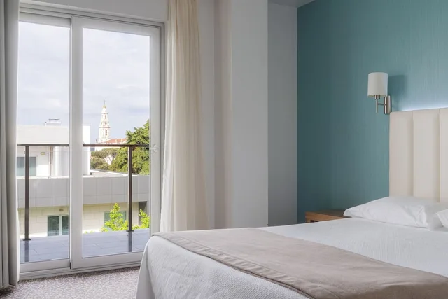 City, Double Bed، Azinheira 1/4