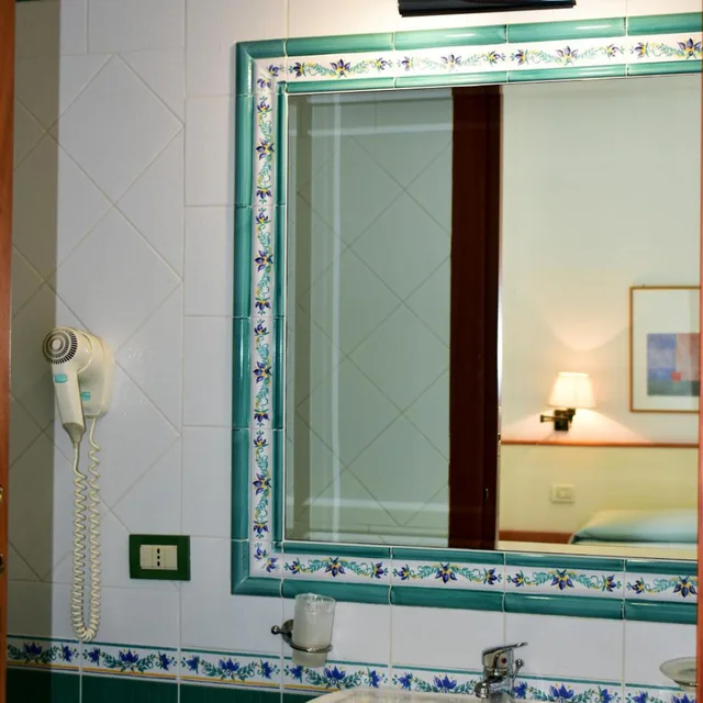 Room, Double Bed, Street View، Hotel Amyclae 8/10