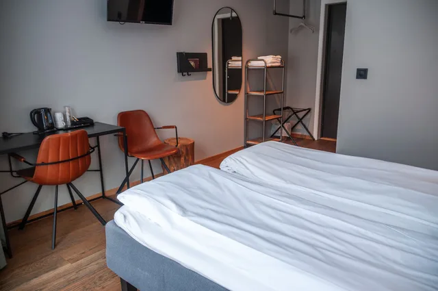 Plus, Double Bed، Trolltunga Hotel 1/2