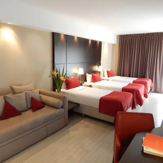 غرفة قياسية رباعية، HTL City Baires (ex:Dazzler San Telmo) 2/3