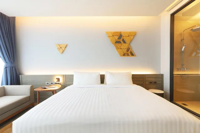غرفة سوبيريور بسرير مزدوج، The Signature Hotel Airport 1/8