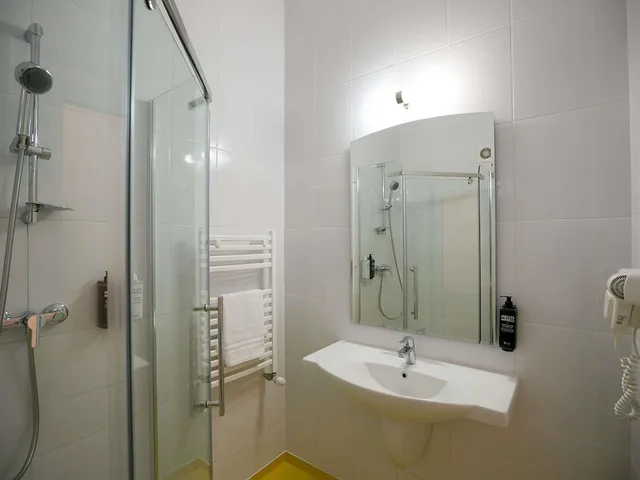 جناح جونيور بسريرين مزدوجين، Ibis Styles Dunarea Galati 5/6