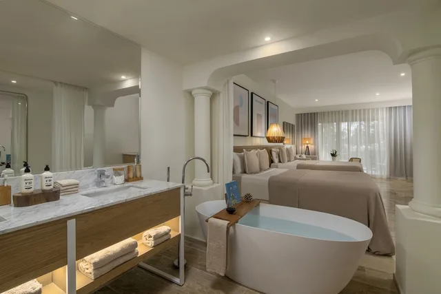 غرفة جونيور بسريرين منفصلين بإطلالة على الحديقة، Paradisus Palma Real Golf & Spa Resort 7/7