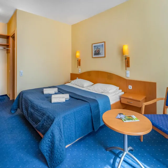 غرفة قياسية بسرير كينج، Corvin Hotel Budapest Corvin and Sissi Wing 3/8