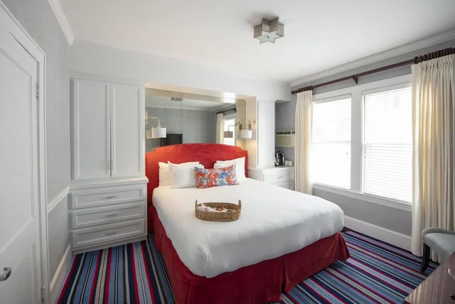 River House, King Bed، Kennebunkport Inn 2/4