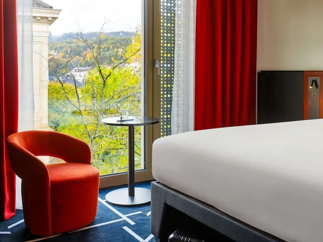 Tribe Essential, Queen Bed, Park Side، TRIBE Baden-Baden 5/10