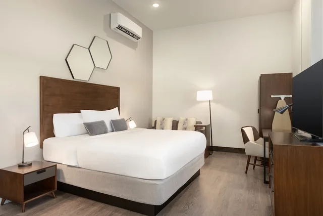 غرفة بسرير كينج، Leavenworth Local Hotel 1/3