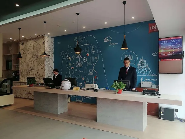 Ibis Xuzhou East Huaihai Road Hotel، Yunlong 6/41