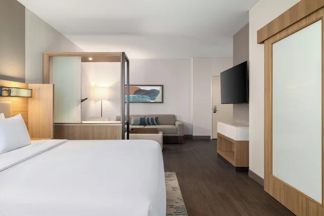 Suite, King Bed, Trundle Bed, Springhill Suites Dayton Vandalia 1/10