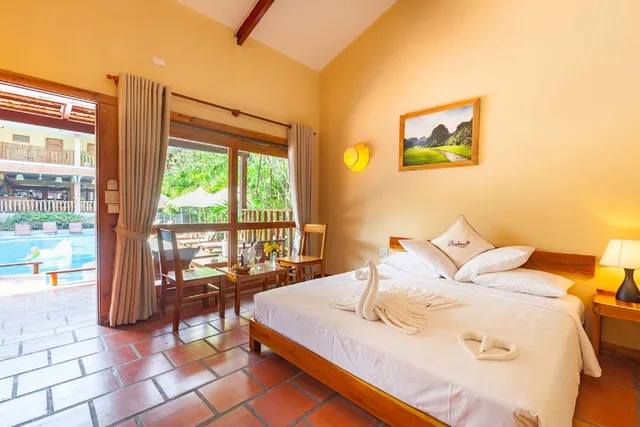 1 Bedroom, Superior, Triple, 2 Double Beds, Resort View, Garden Area، Bauhinia Resort 1/1