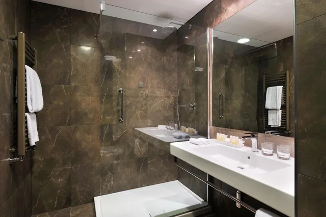 غرفة سوبيريور بسرير كوين، Radisson Blu Plaza Hotel Ljubljana 9/10