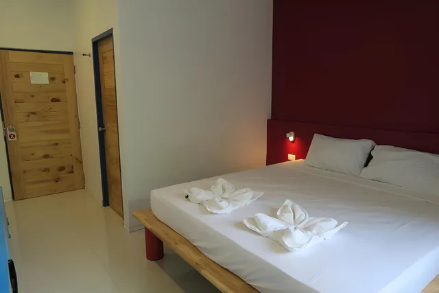 غرفة أساسية بسرير كينج، Montha Hotel 1/2