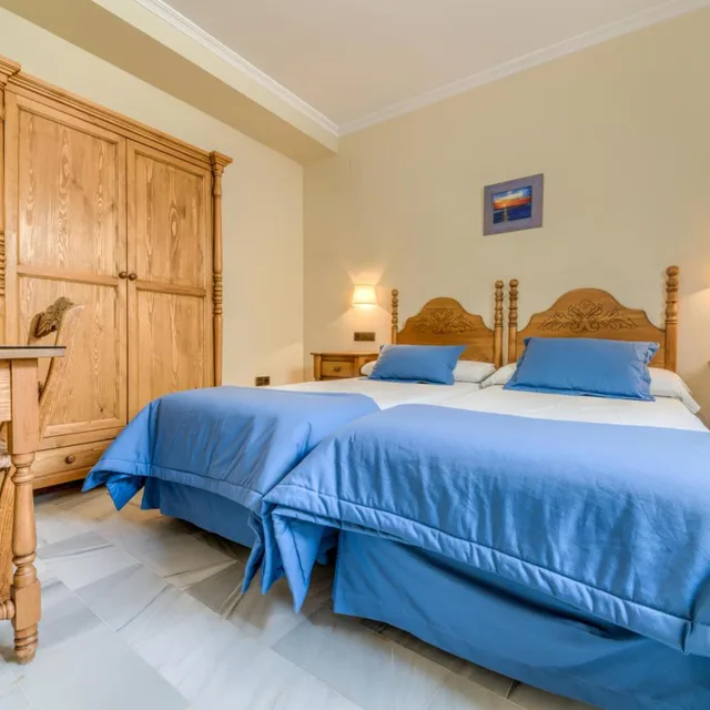 غرفة رباعية بحمام مشترك، Hotel La Espanola 2/10