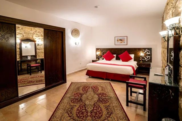 Junior Suite, King Bed, Old Village Resort Petra 3/10