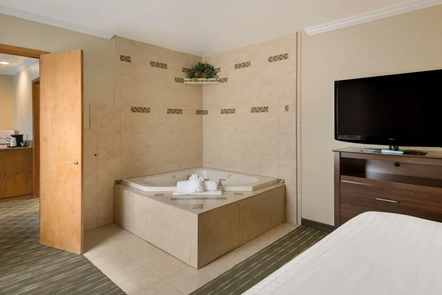 جناح بسرير كينج، Best Western Holiday Hotel 4/4